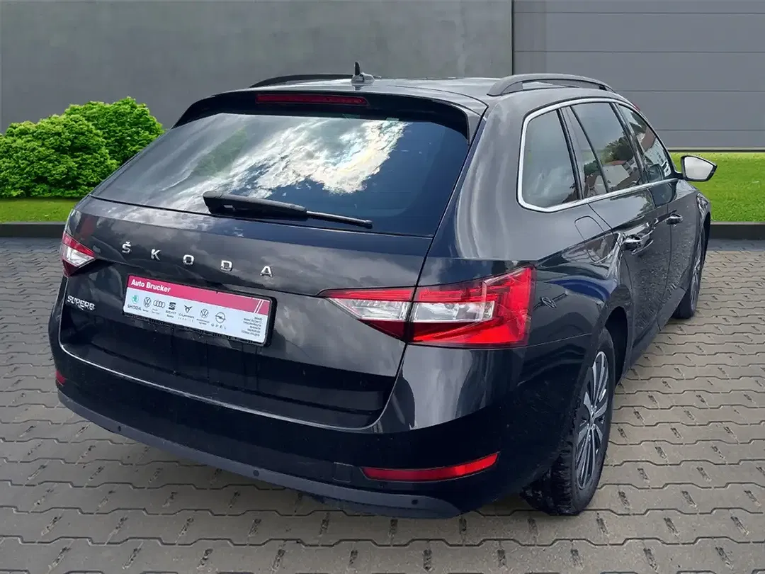 Skoda Superb - Thumbnail 5