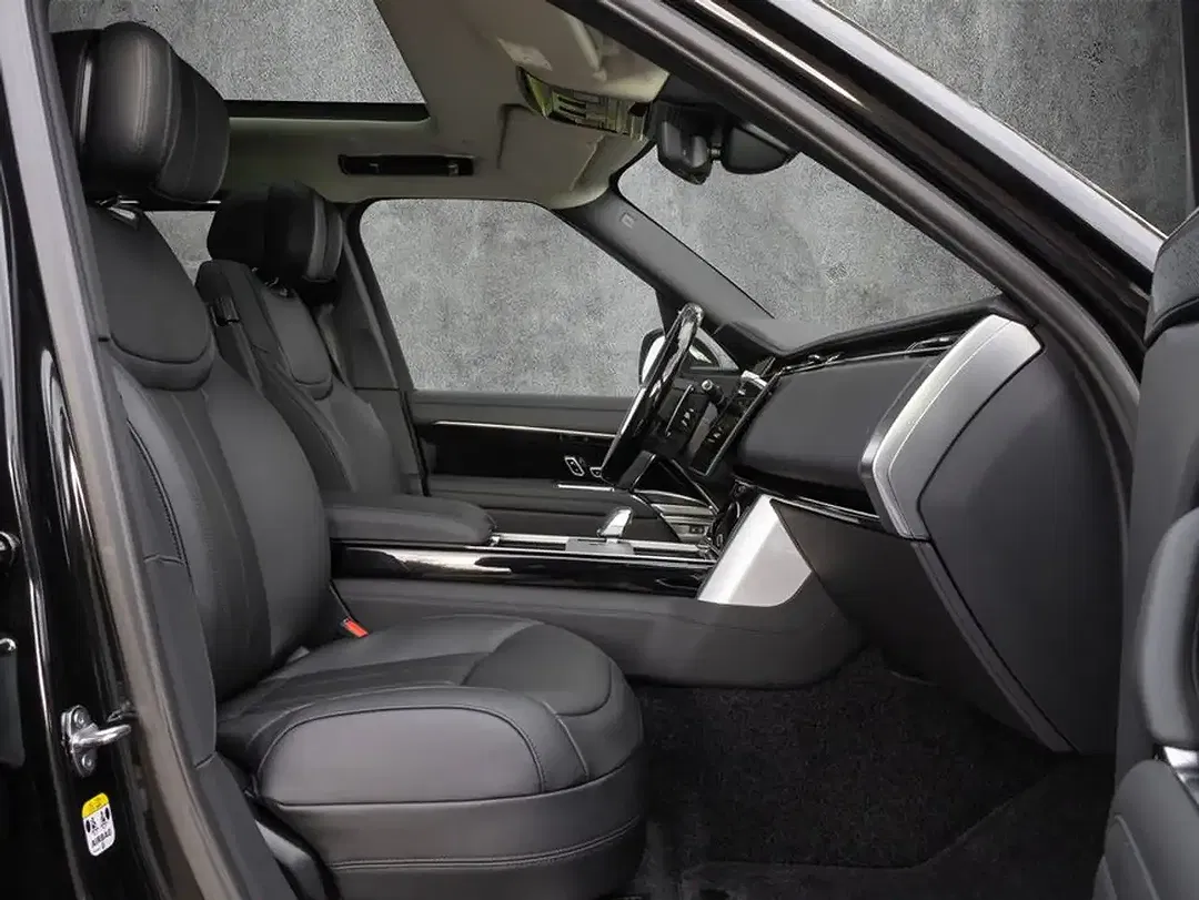Land Rover Range Rover - Thumbnail 3