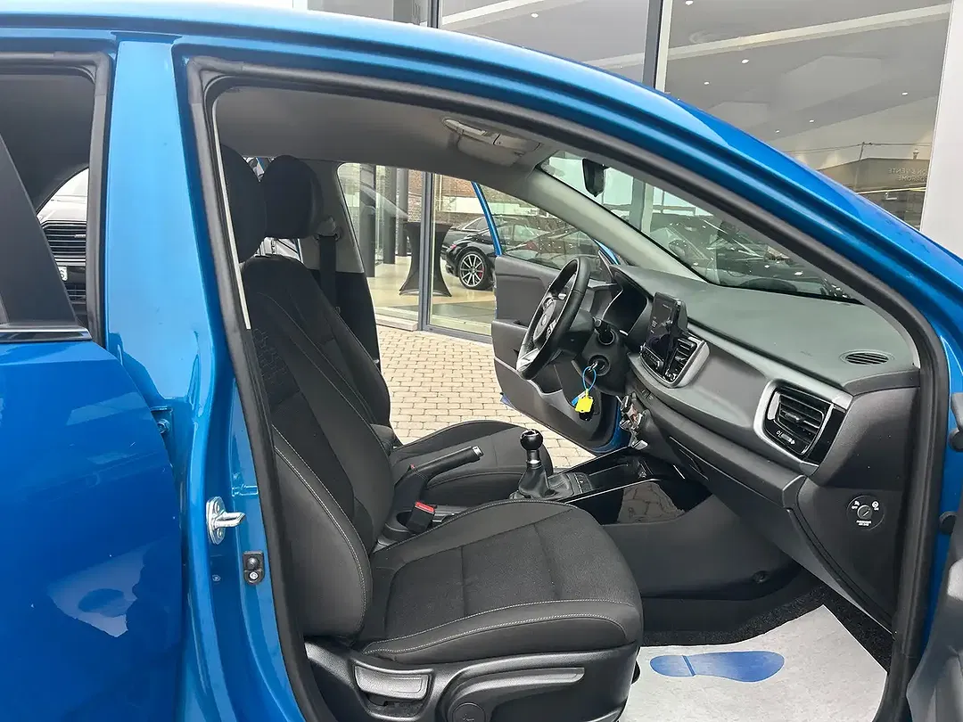 Kia Rio - Thumbnail 13