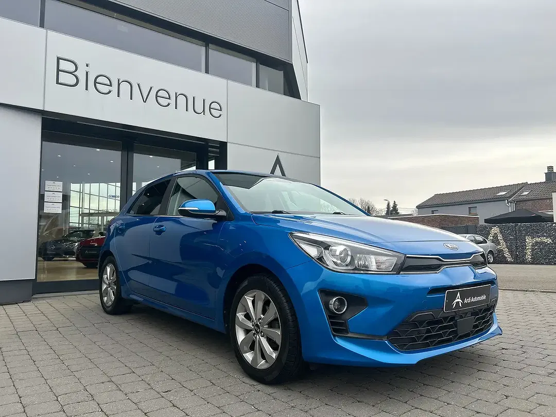 Kia Rio - Thumbnail 3