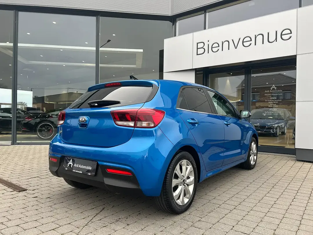Kia Rio - Thumbnail 4