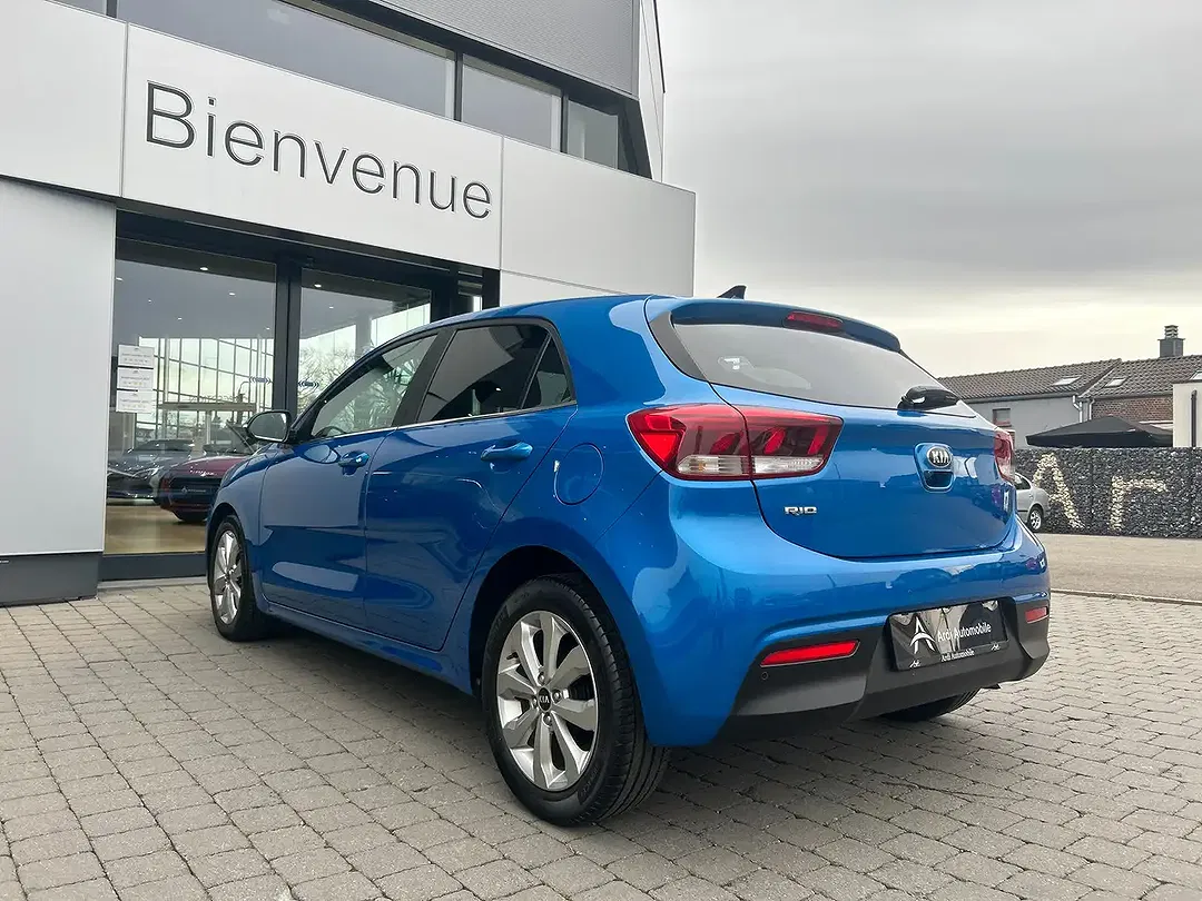 Kia Rio - Thumbnail 6