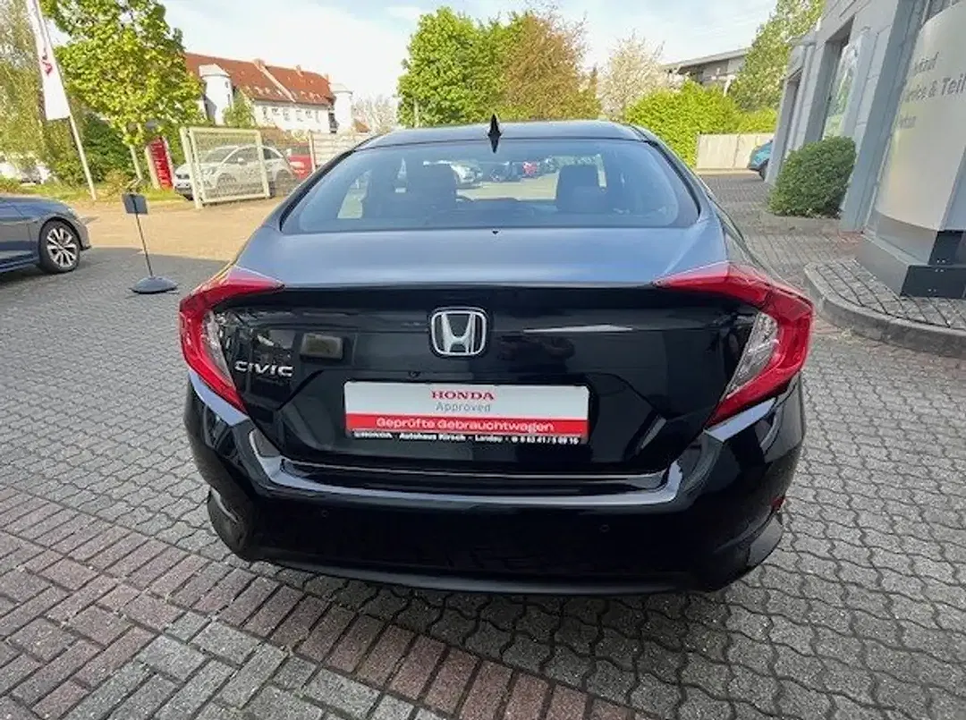 Honda Civic - Thumbnail 14