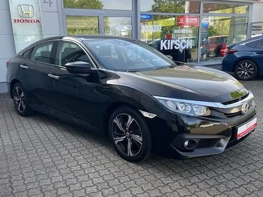 Honda Civic - Thumbnail 4