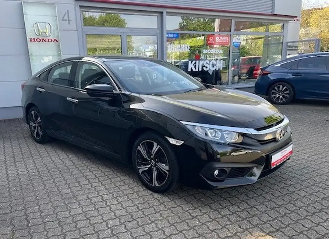 Honda Civic - Thumbnail 6