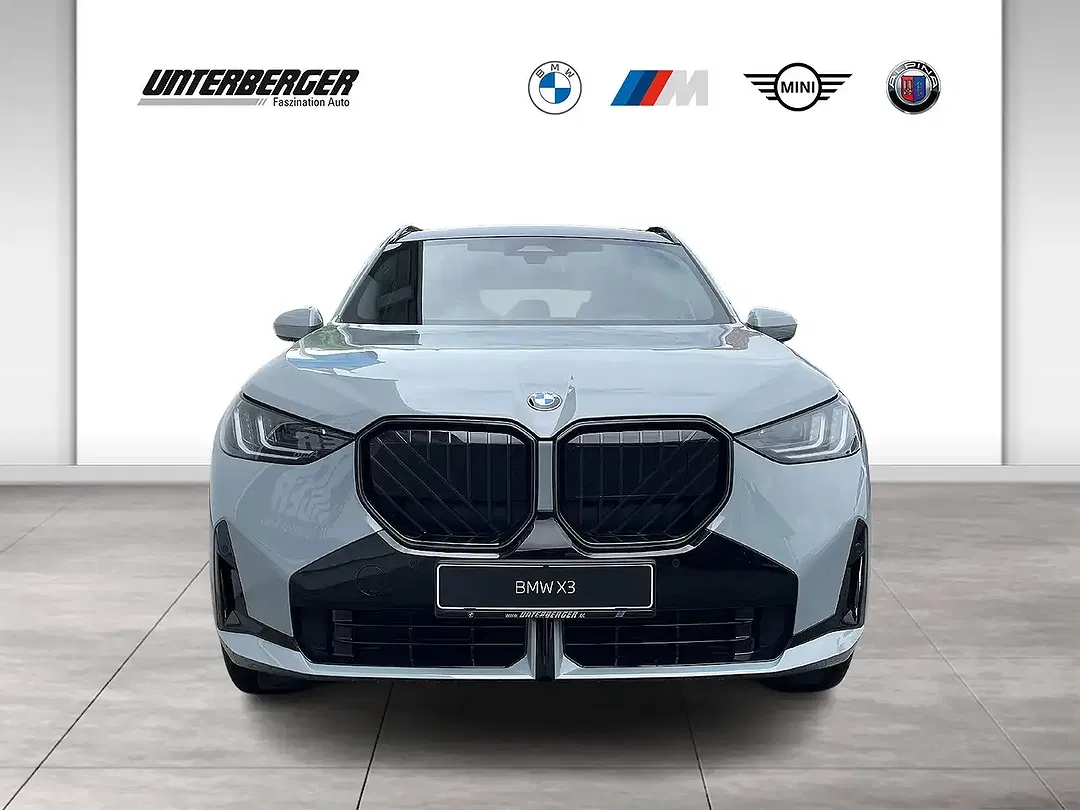 BMW X3 - Thumbnail 2