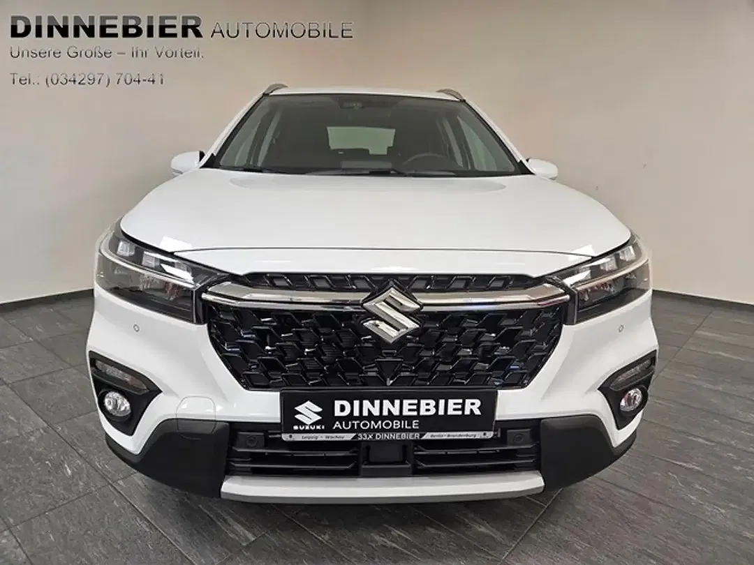 Suzuki S-Cross - Thumbnail 4