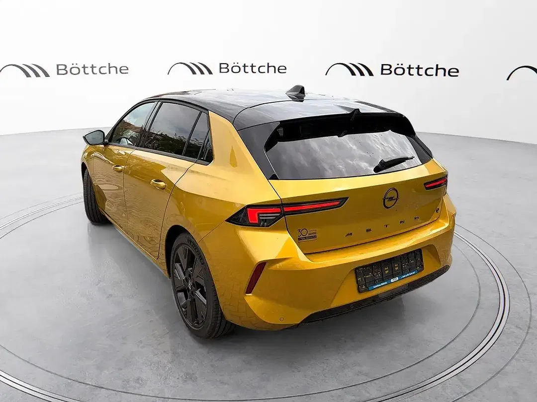 Opel Astra - Thumbnail 5