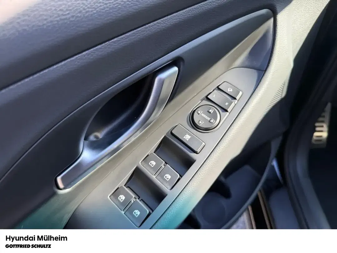 Hyundai i30 - Thumbnail 9