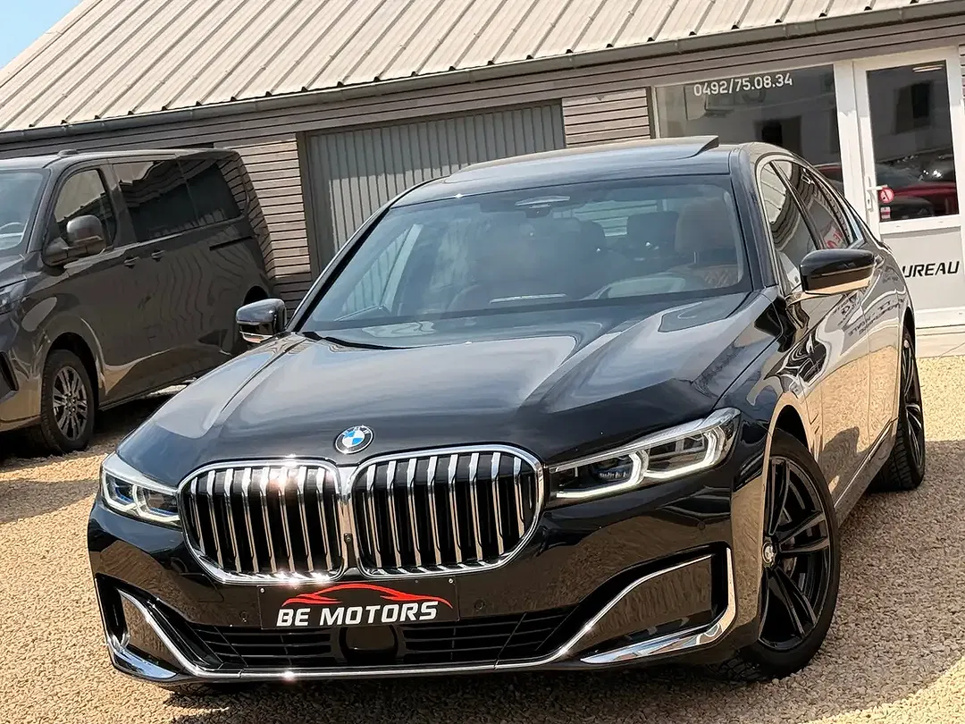 BMW 745 - Thumbnail 1