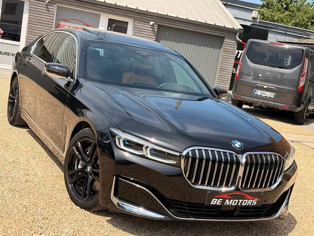BMW 745 - Thumbnail 2
