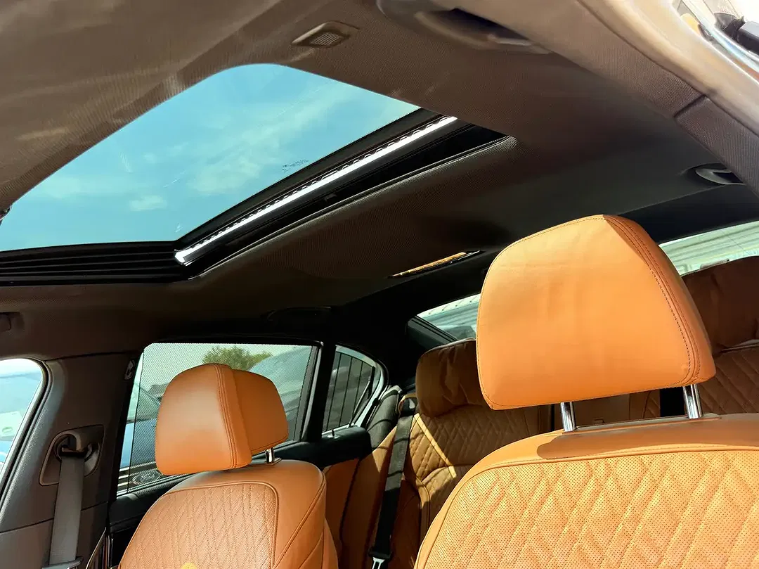 BMW 745 - Thumbnail 23