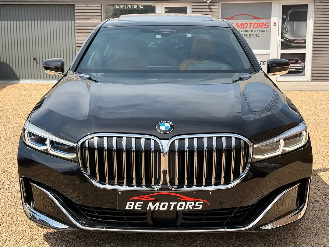 BMW 745 - Thumbnail 3