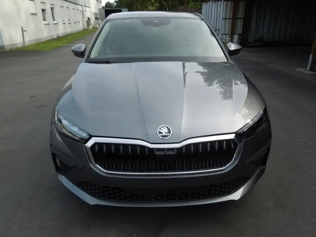 Skoda Scala - Thumbnail 2