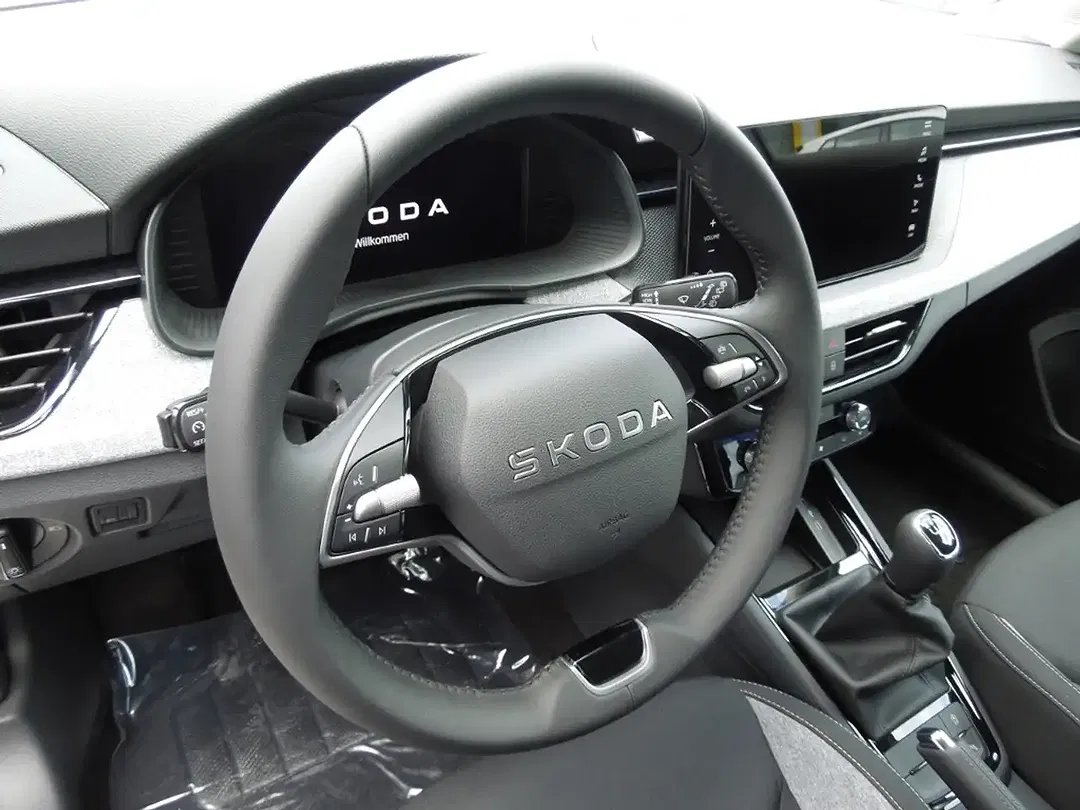 Skoda Scala - Thumbnail 6