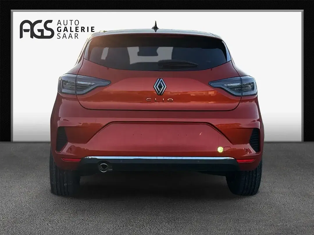 Renault Clio - Thumbnail 4
