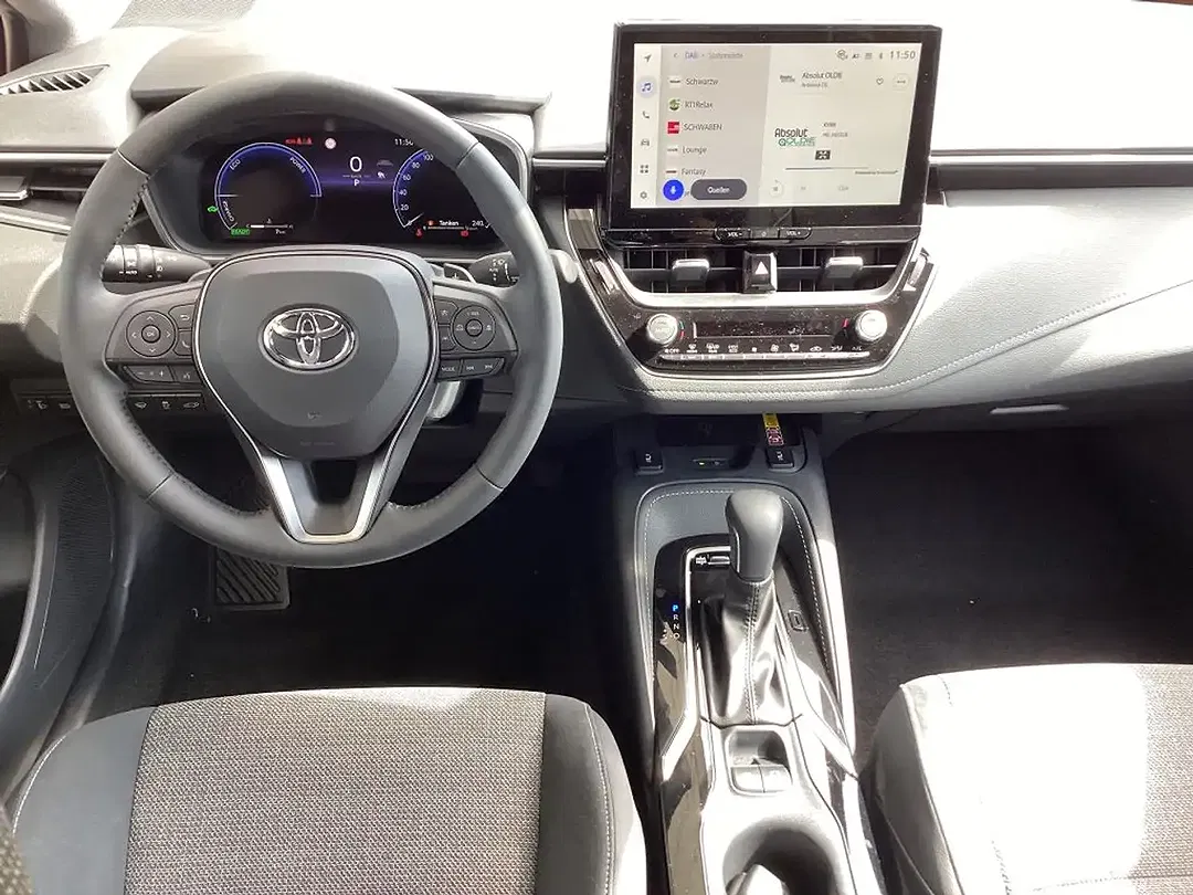 Toyota Corolla - Thumbnail 7