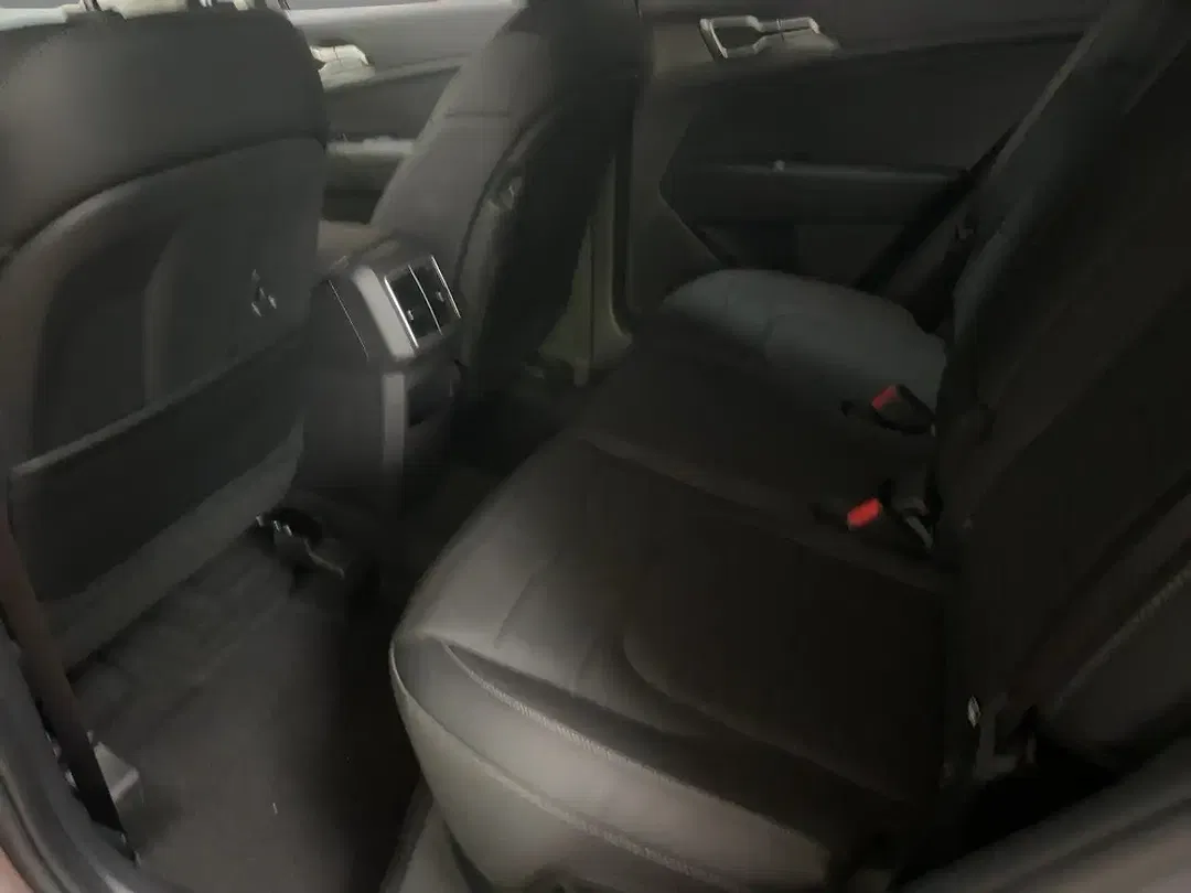 Kia Sportage - Thumbnail 8