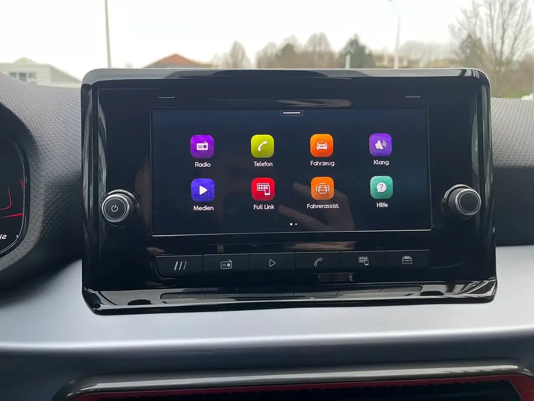 SEAT Arona - Thumbnail 13