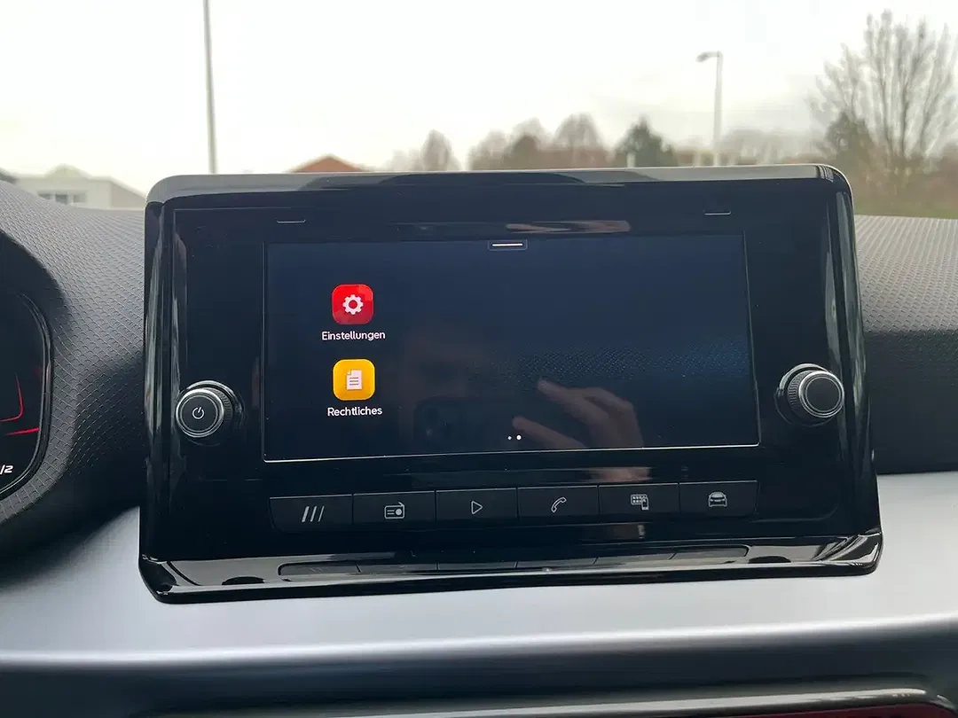 SEAT Arona - Thumbnail 14