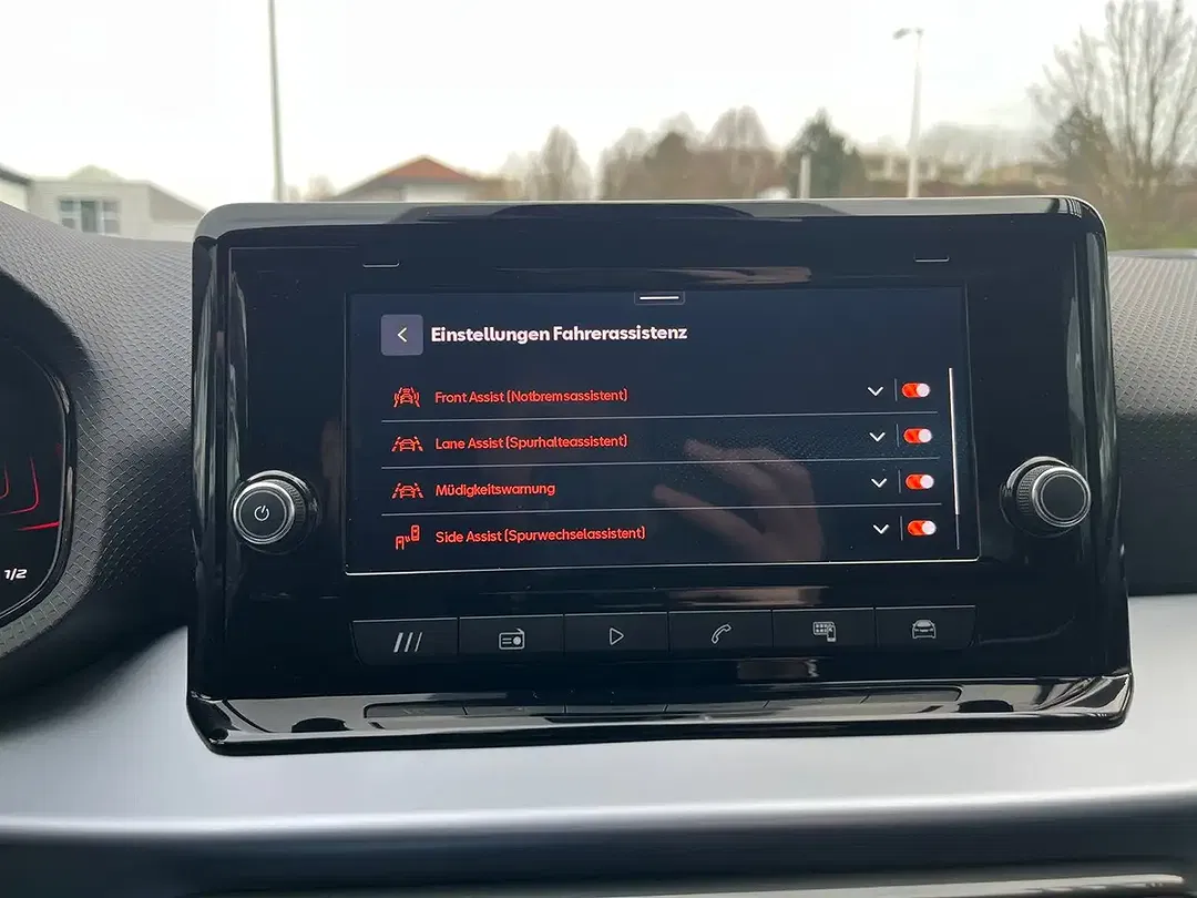SEAT Arona - Thumbnail 15