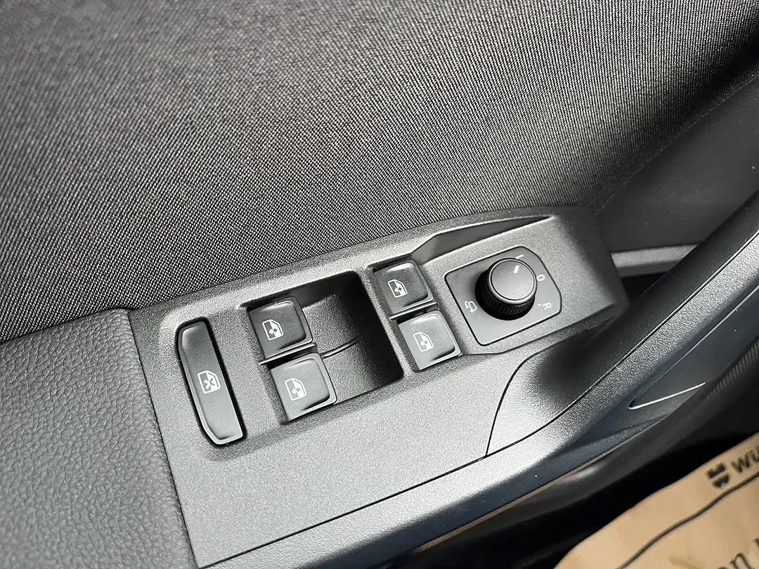 SEAT Arona - Thumbnail 8