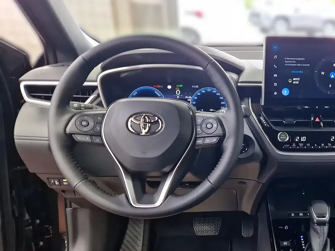 Toyota Corolla Cross - Thumbnail 14