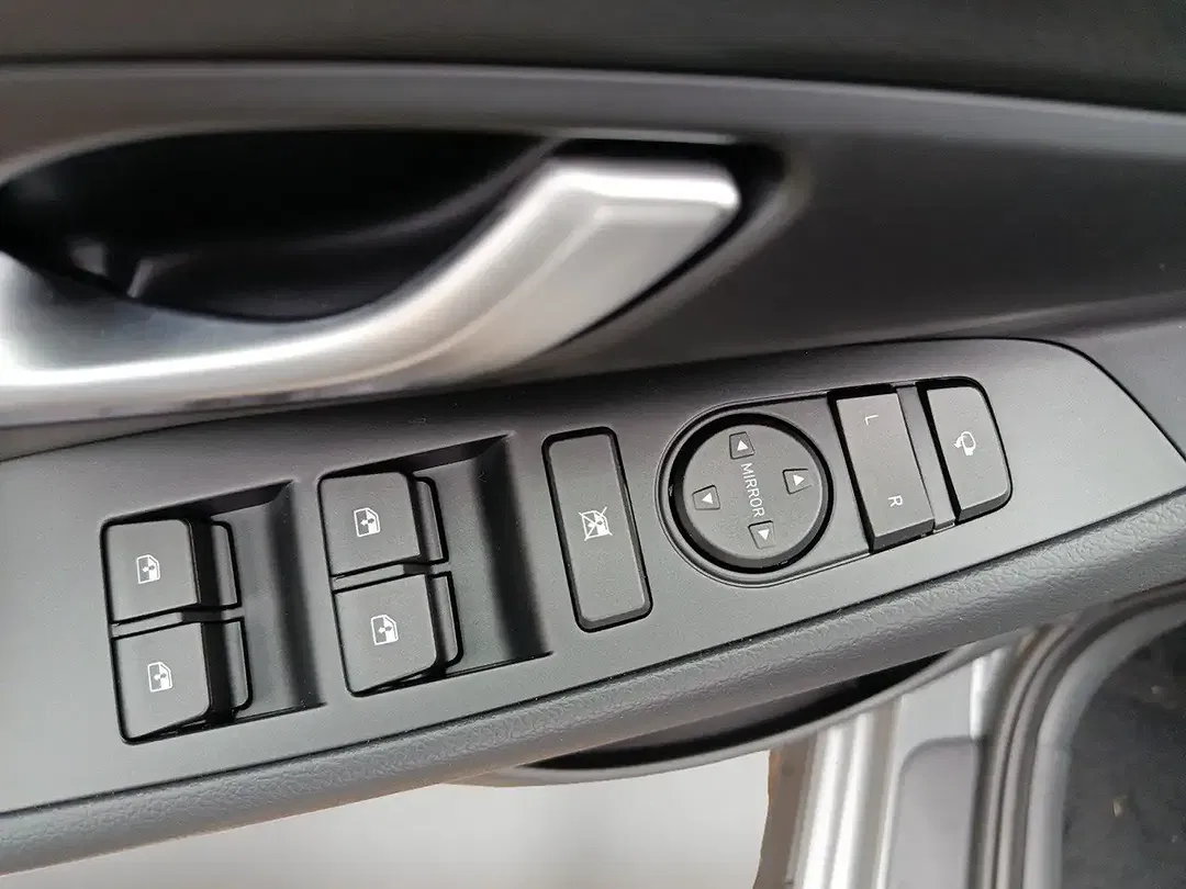 Hyundai i30 - Thumbnail 10