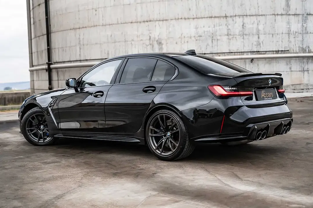 BMW M3 - Thumbnail 2
