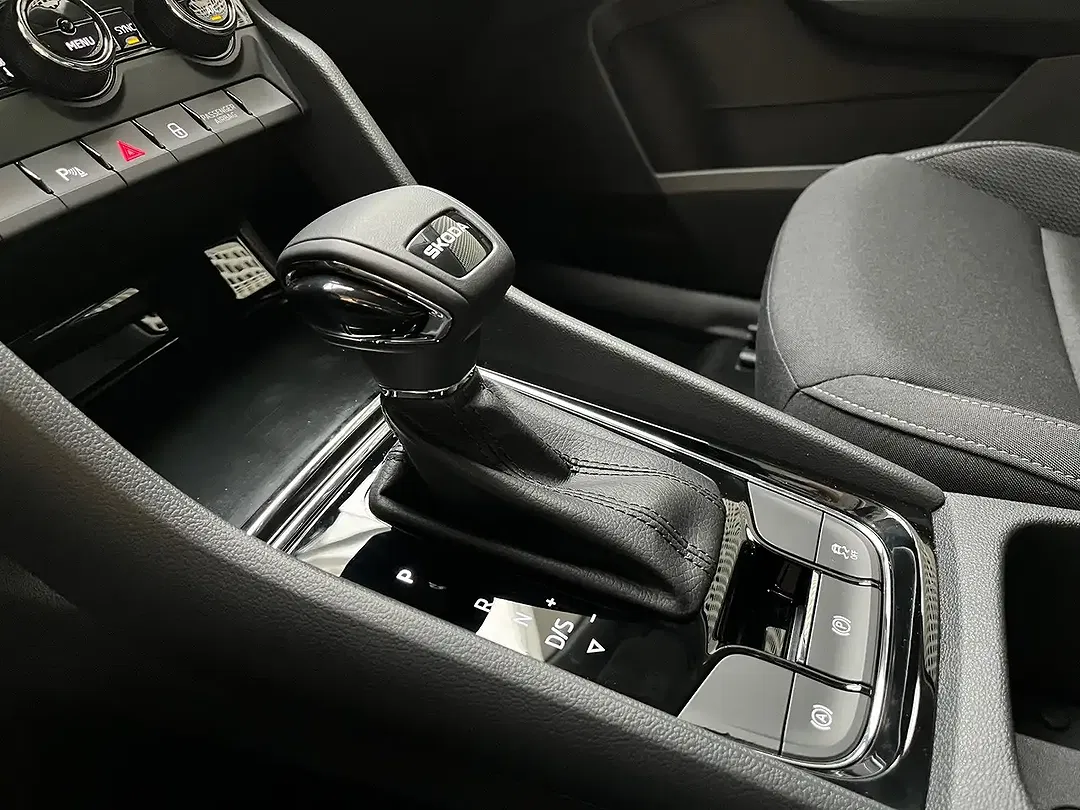 Skoda Karoq - Thumbnail 14