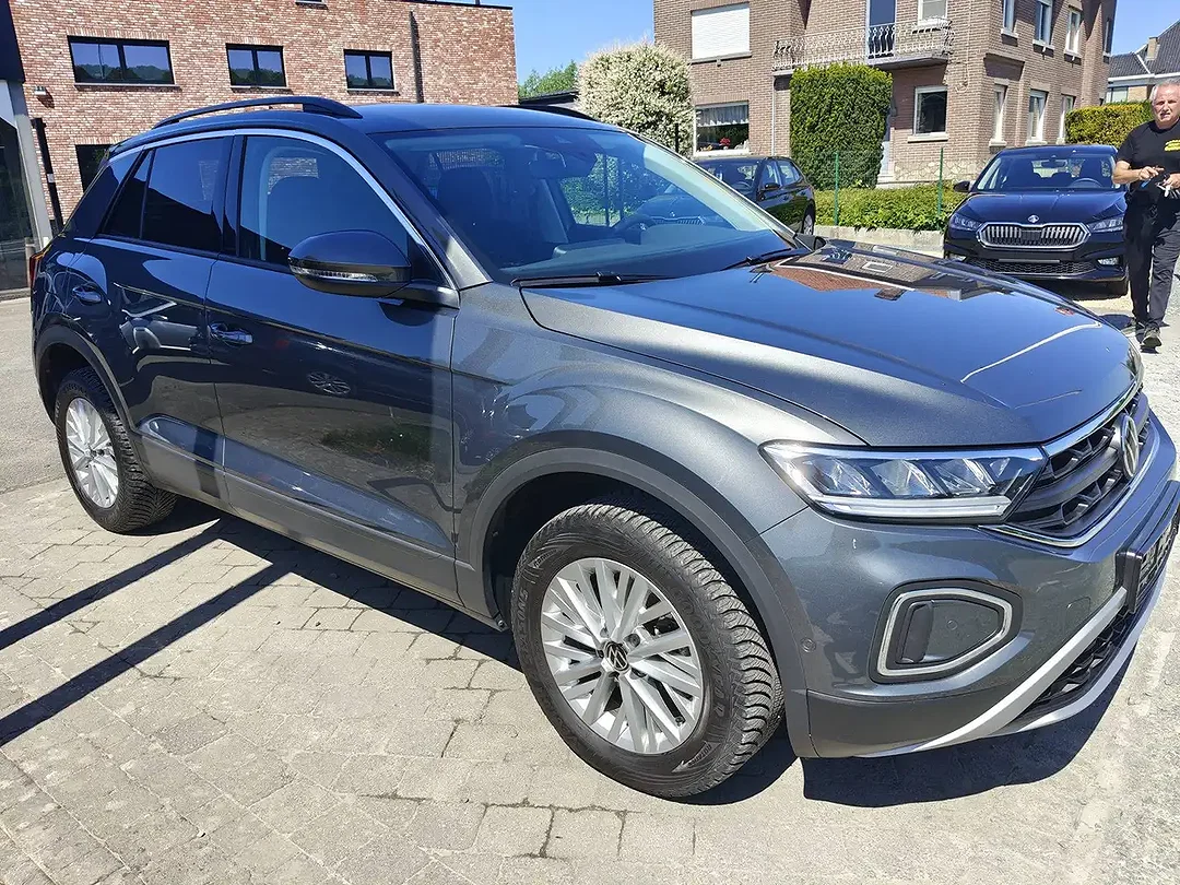 Volkswagen T-Roc - Afbeelding 1