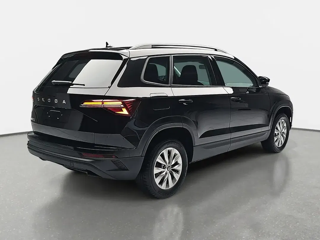 Skoda Karoq - Thumbnail 3