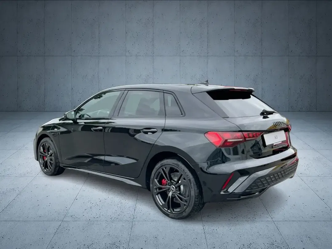 Audi A3 - Thumbnail 4