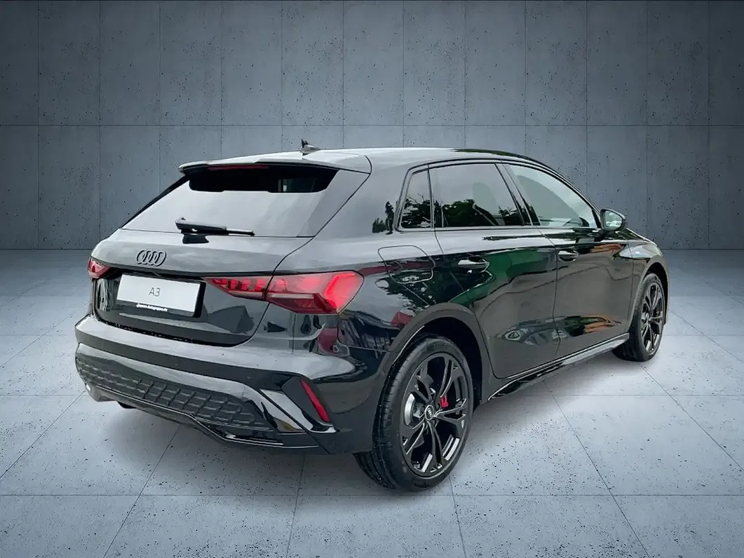 Audi A3 - Thumbnail 6