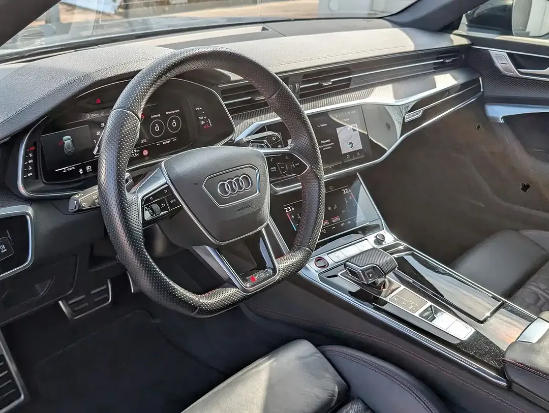 Audi RS6 - Thumbnail 7