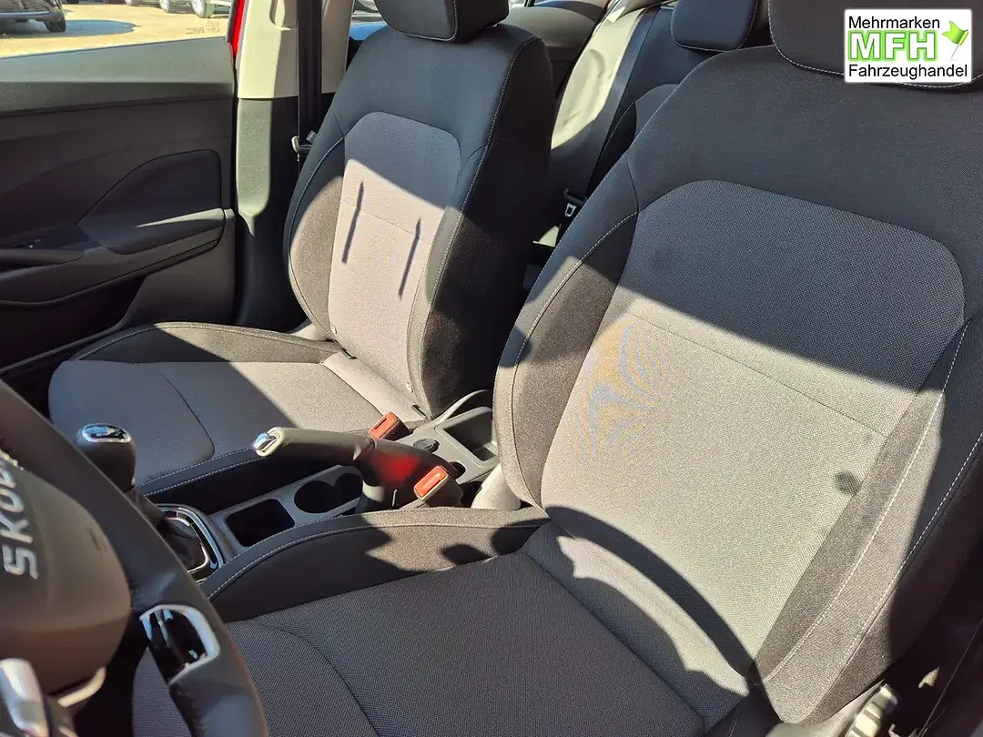 Skoda Fabia - Thumbnail 11