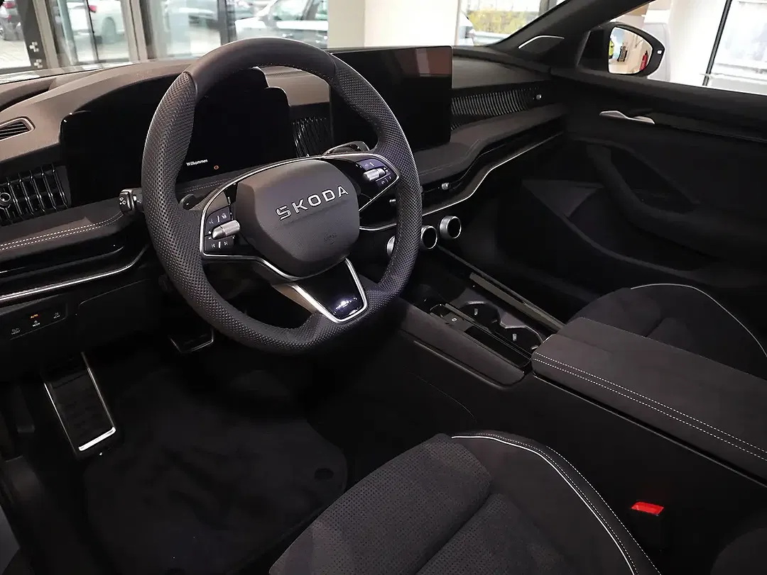 Skoda Superb - Thumbnail 8