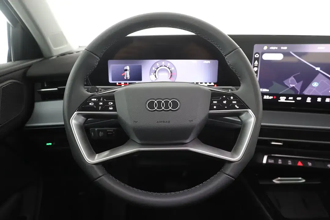 Audi Q3 - Thumbnail 13