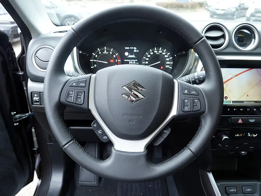 Suzuki Vitara - Thumbnail 11