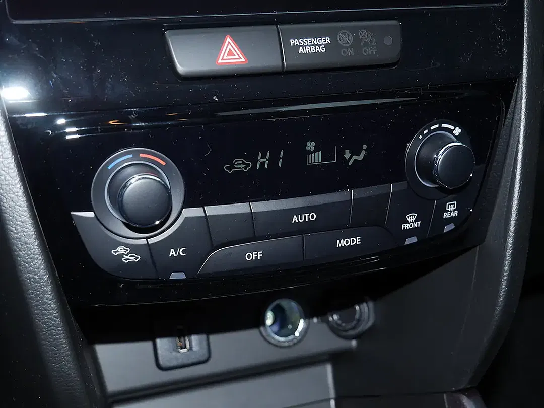 Suzuki Vitara - Thumbnail 15