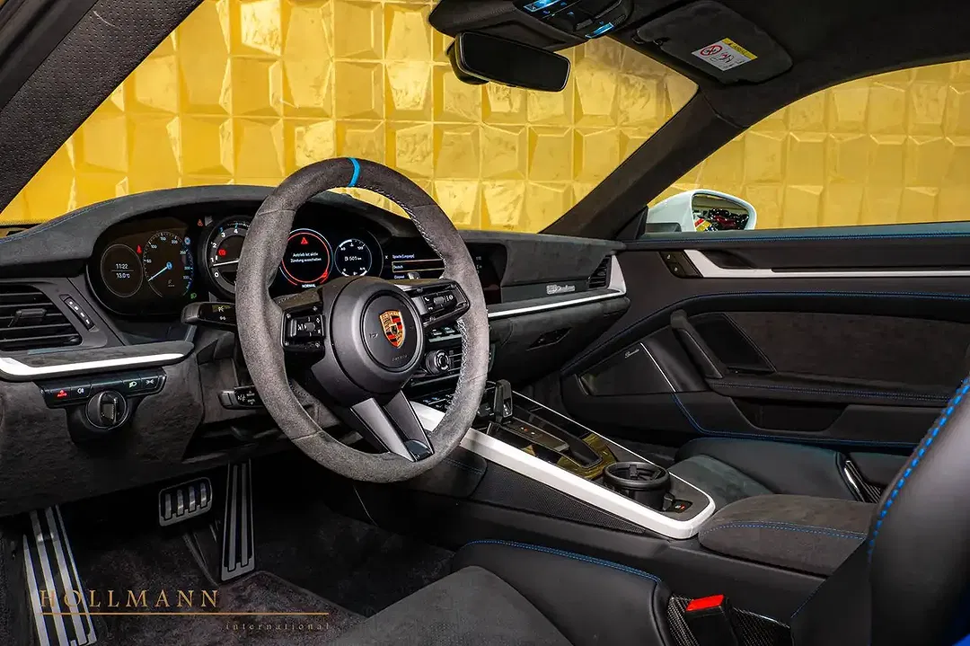Porsche 992 - Thumbnail 10