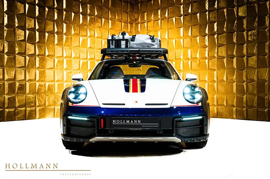 Porsche 992 - Thumbnail 2