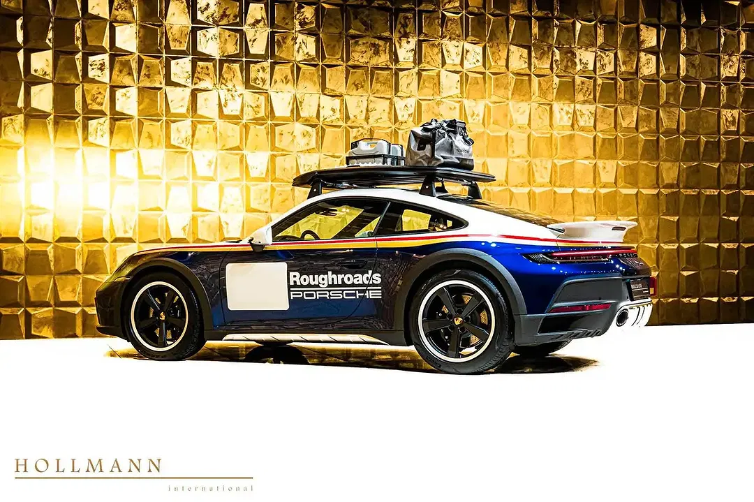Porsche 992 - Thumbnail 4