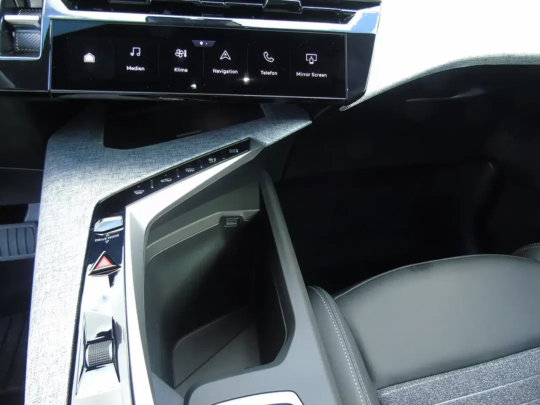 Peugeot 3008 - Thumbnail 13