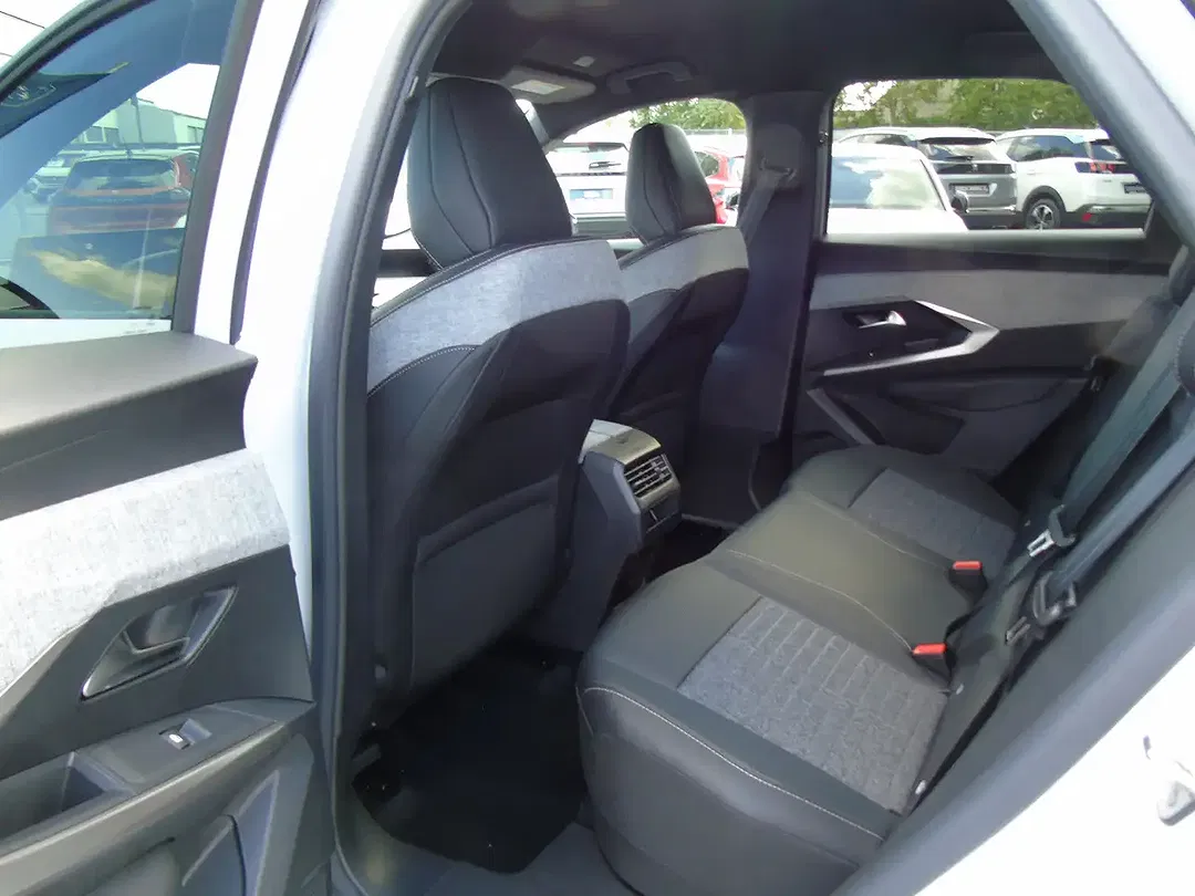 Peugeot 3008 - Thumbnail 15