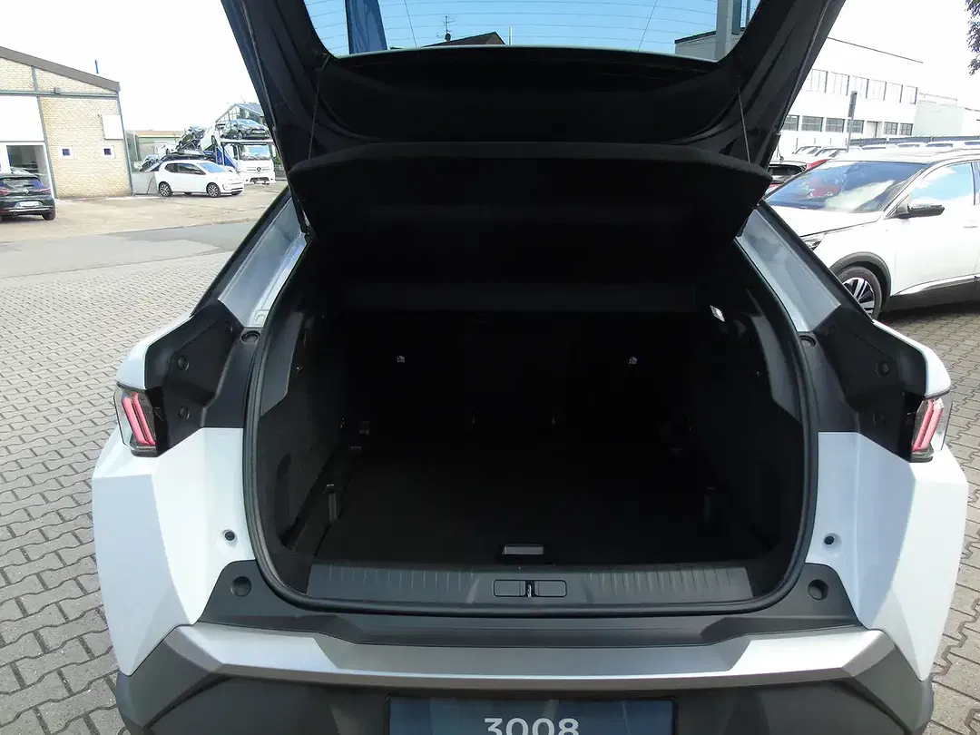 Peugeot 3008 - Thumbnail 16