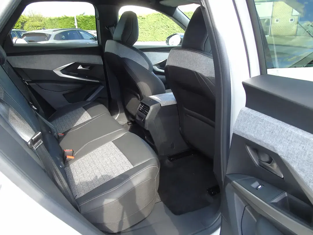 Peugeot 3008 - Thumbnail 17