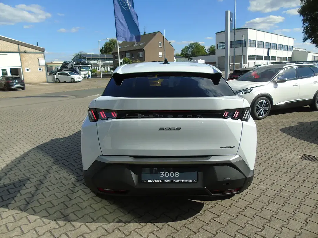 Peugeot 3008 - Thumbnail 4