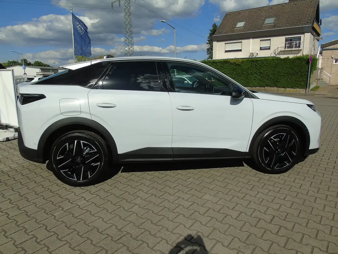 Peugeot 3008 - Thumbnail 6