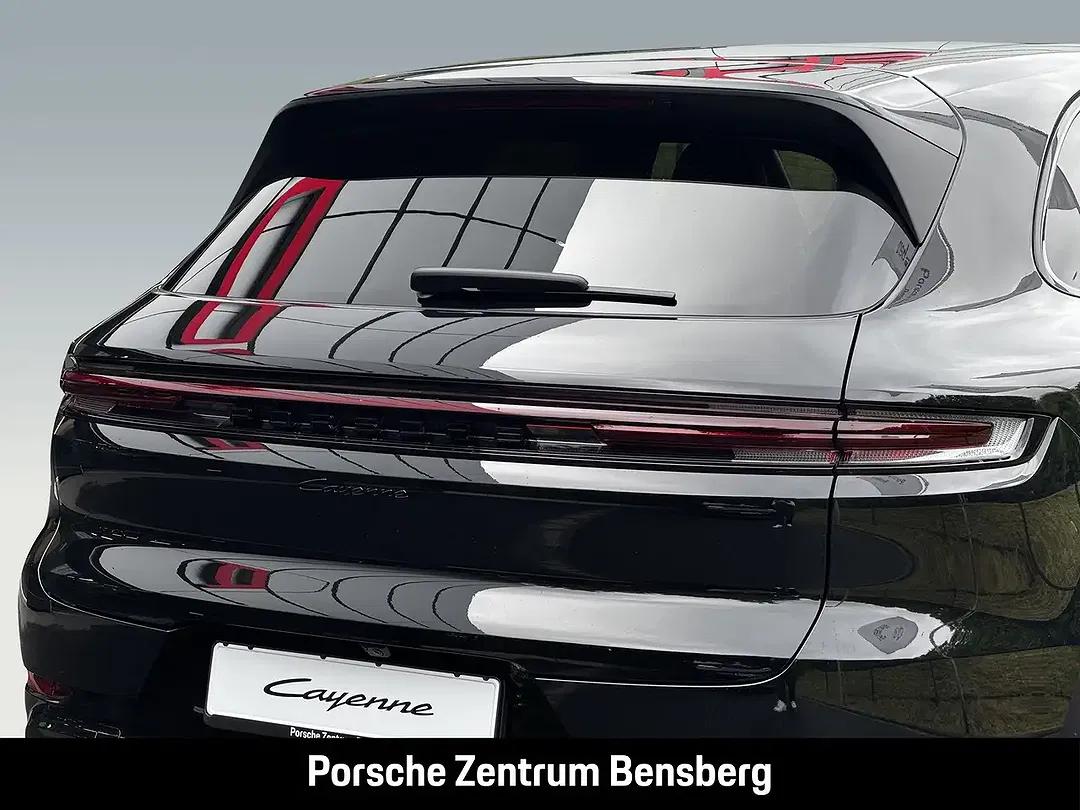 Porsche Cayenne - Thumbnail 10